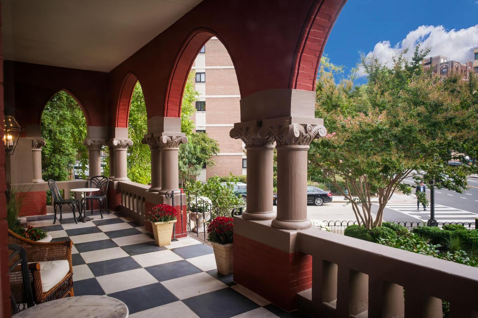 Swann House Bed & Breakfast 4*